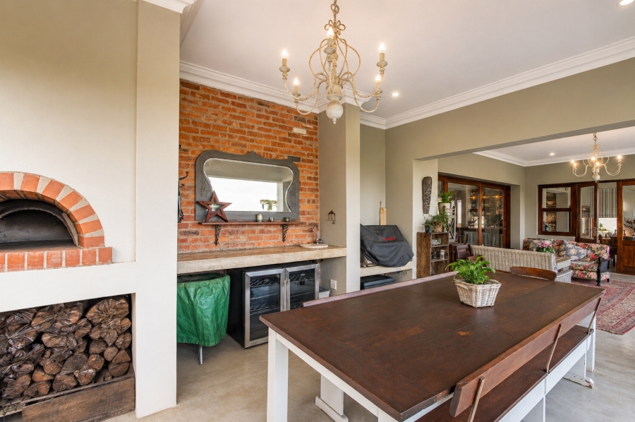 5 Bedroom Property for Sale in Cotswold Downs Estates KwaZulu-Natal