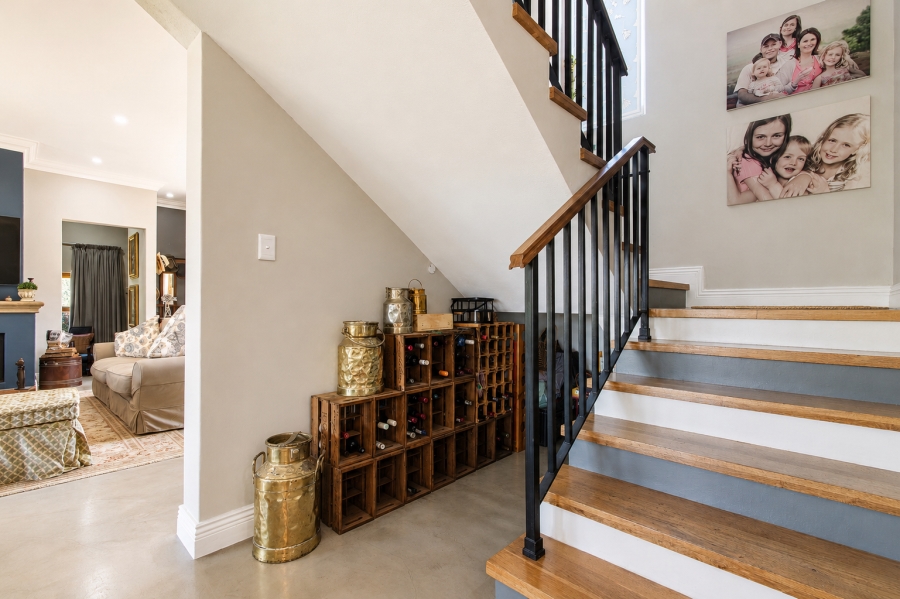 5 Bedroom Property for Sale in Cotswold Downs Estates KwaZulu-Natal