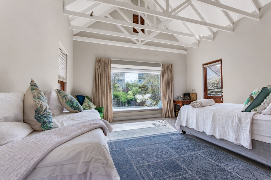 5 Bedroom Property for Sale in Cotswold Downs Estates KwaZulu-Natal