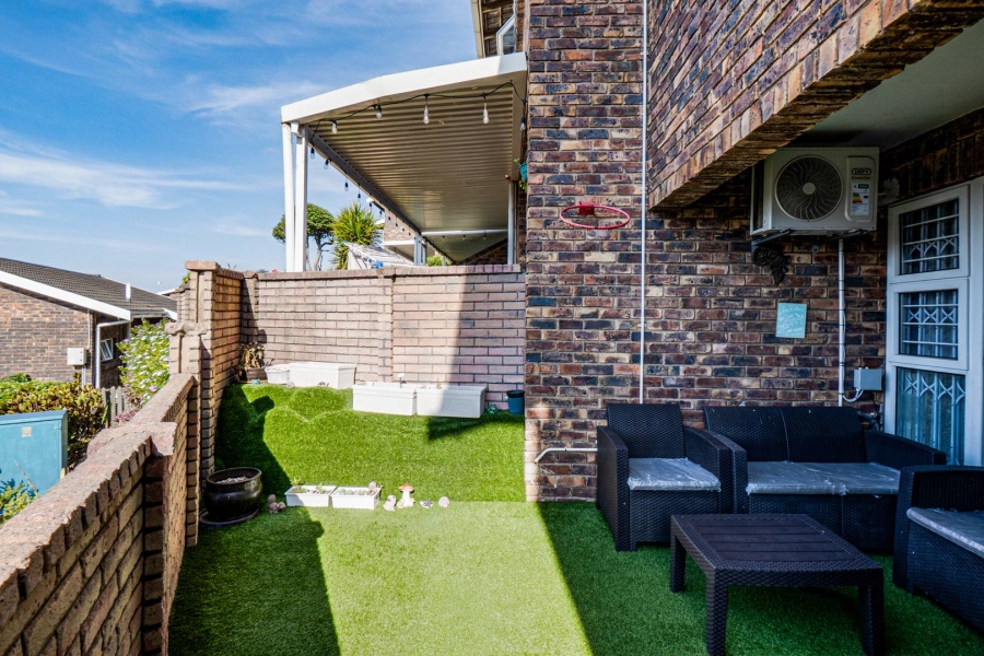 3 Bedroom Property for Sale in Amanzimtoti KwaZulu-Natal