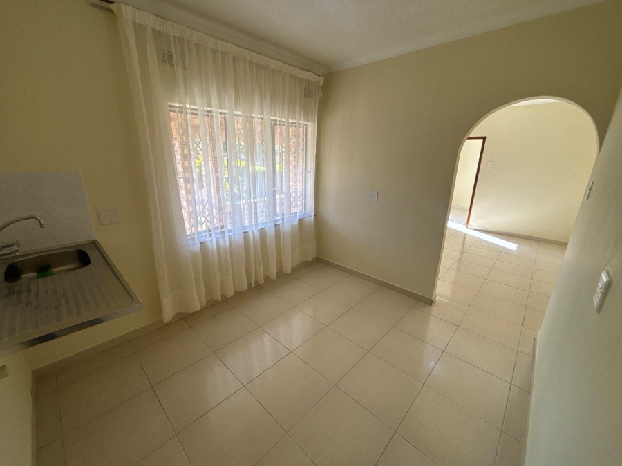 To Let 1 Bedroom Property for Rent in Chatsworth KwaZulu-Natal