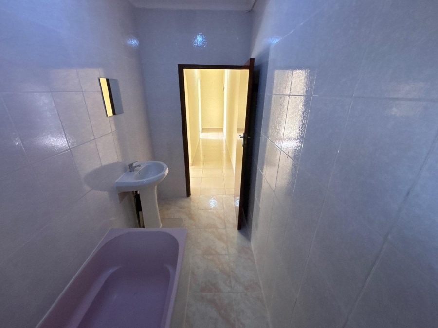 To Let 1 Bedroom Property for Rent in Chatsworth KwaZulu-Natal