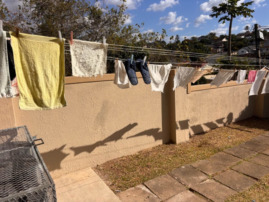 To Let 1 Bedroom Property for Rent in Chatsworth KwaZulu-Natal