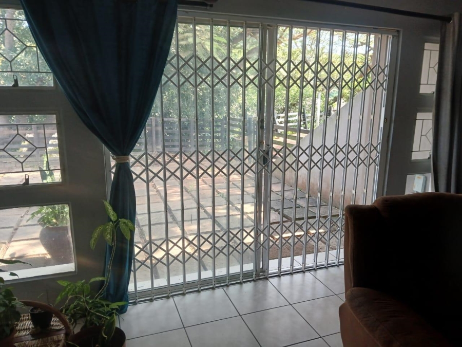 2 Bedroom Property for Sale in Sherwood KwaZulu-Natal