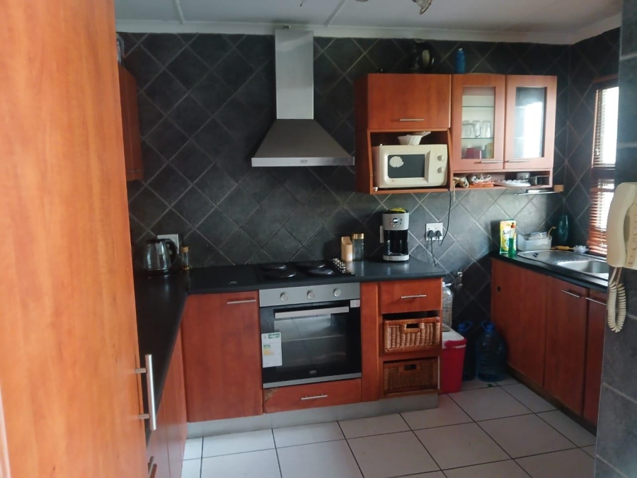 2 Bedroom Property for Sale in Sherwood KwaZulu-Natal