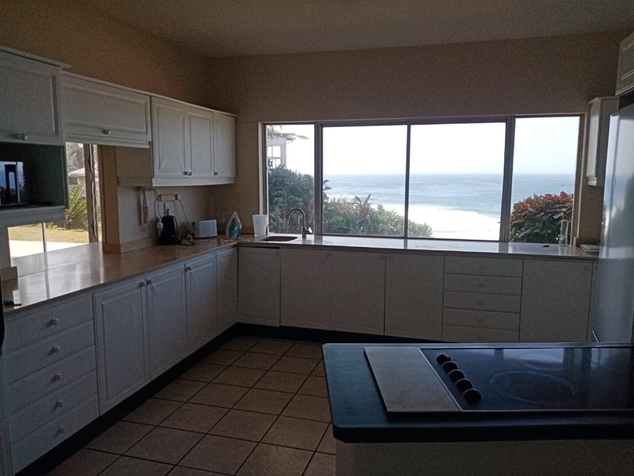 7 Bedroom Property for Sale in Sheffield Beach KwaZulu-Natal