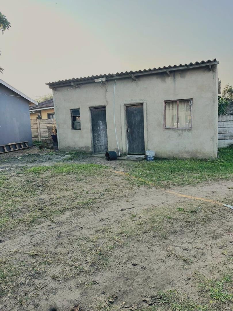 13 Bedroom Property for Sale in Mandlazini KwaZulu-Natal