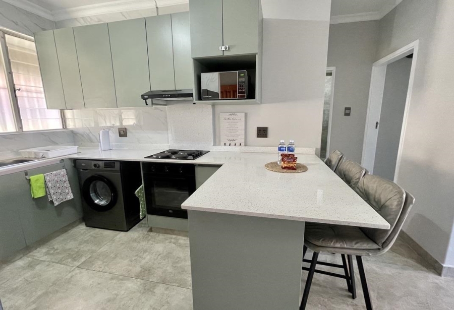 2 Bedroom Property for Sale in Umhlanga KwaZulu-Natal