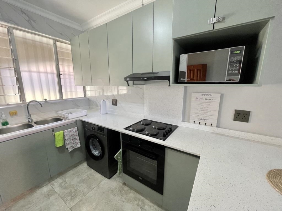2 Bedroom Property for Sale in Umhlanga KwaZulu-Natal