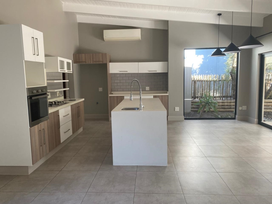 To Let 3 Bedroom Property for Rent in Palm Lakes Estate KwaZulu-Natal
