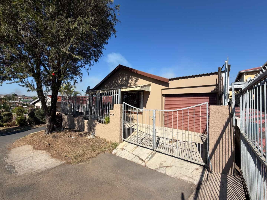 3 Bedroom Property for Sale in Woodview KwaZulu-Natal
