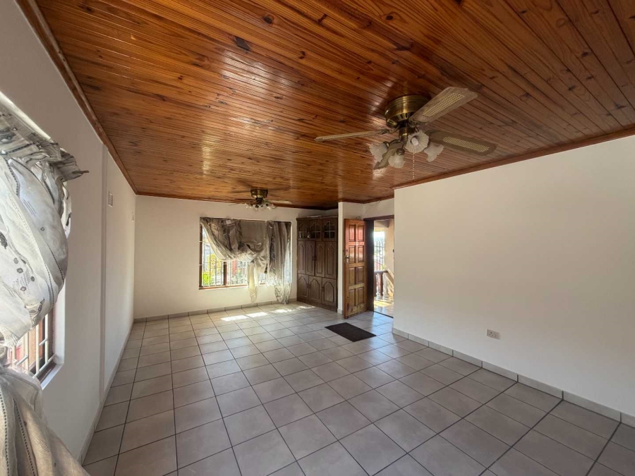 3 Bedroom Property for Sale in Woodview KwaZulu-Natal