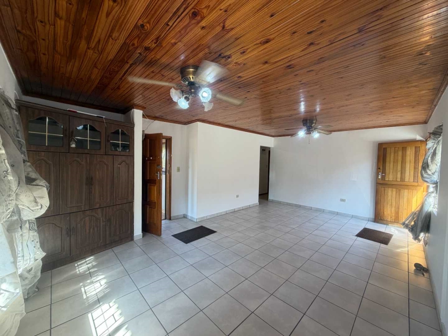 3 Bedroom Property for Sale in Woodview KwaZulu-Natal