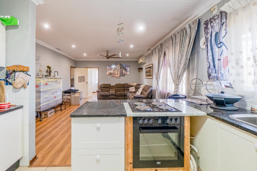 4 Bedroom Property for Sale in Amanzimtoti KwaZulu-Natal