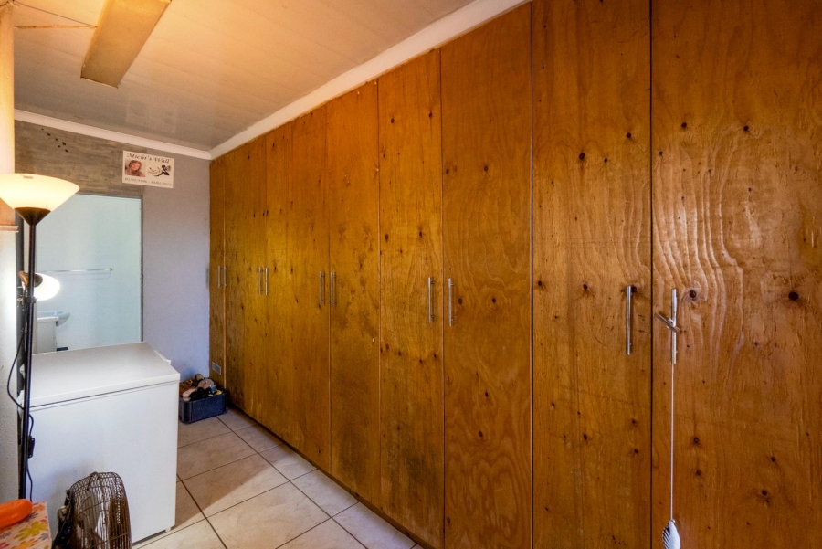 4 Bedroom Property for Sale in Amanzimtoti KwaZulu-Natal