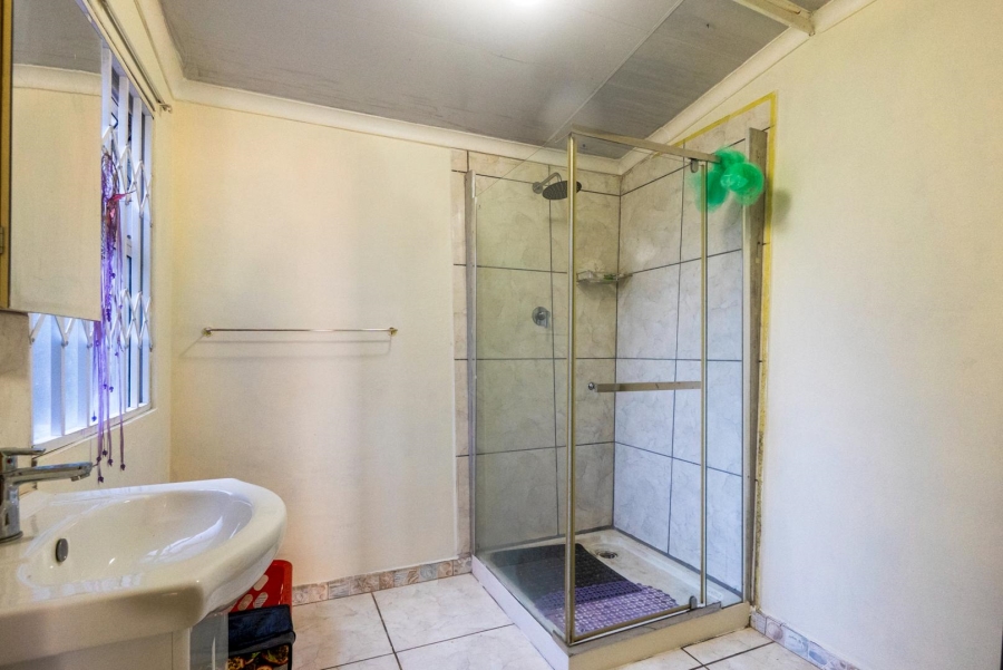 4 Bedroom Property for Sale in Amanzimtoti KwaZulu-Natal