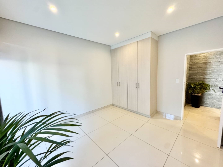 4 Bedroom Property for Sale in Izinga KwaZulu-Natal