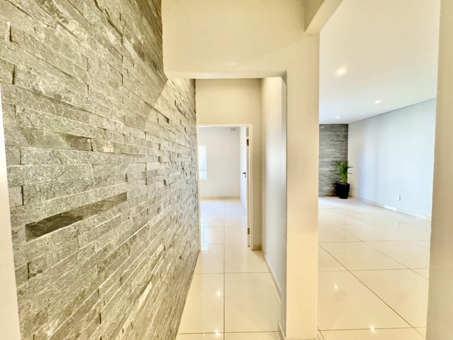 4 Bedroom Property for Sale in Izinga KwaZulu-Natal