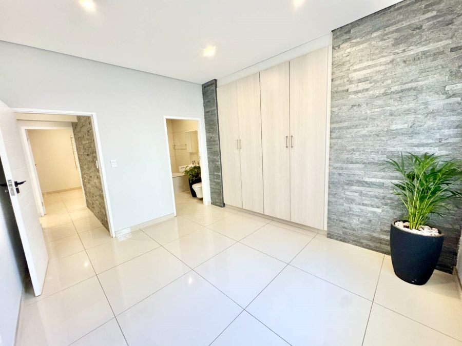 4 Bedroom Property for Sale in Izinga KwaZulu-Natal