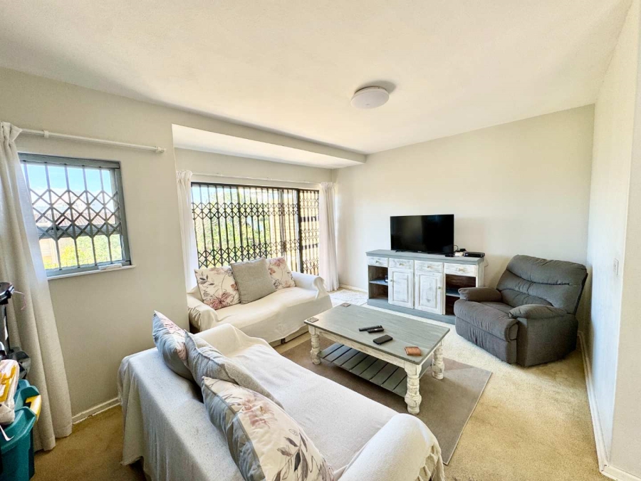 To Let 3 Bedroom Property for Rent in Umhlanga KwaZulu-Natal
