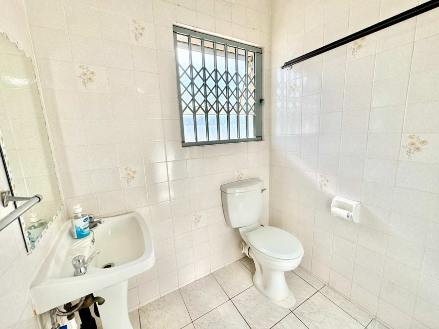 To Let 3 Bedroom Property for Rent in Umhlanga KwaZulu-Natal