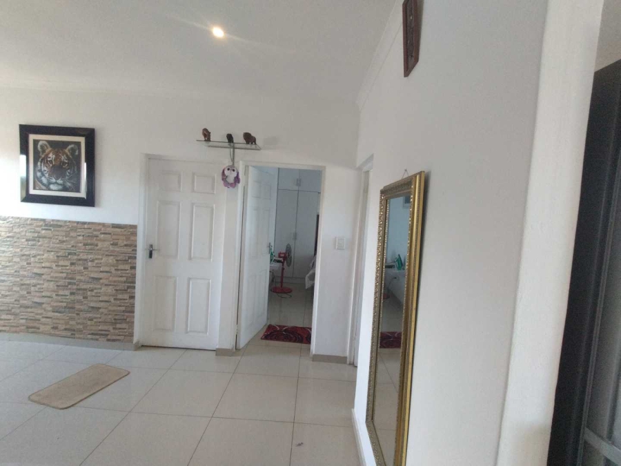 2 Bedroom Property for Sale in Trenance Manor KwaZulu-Natal