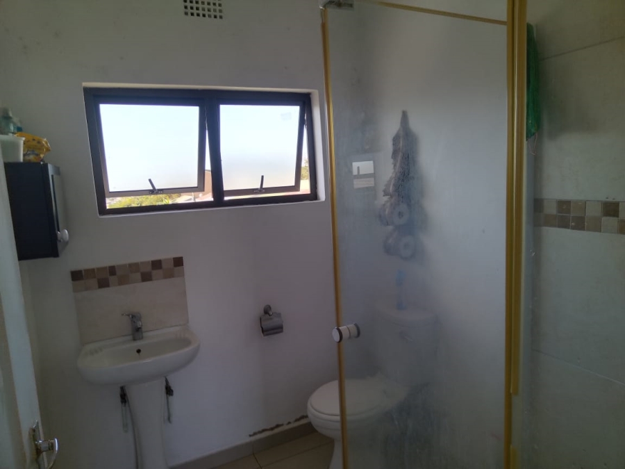 2 Bedroom Property for Sale in Trenance Manor KwaZulu-Natal