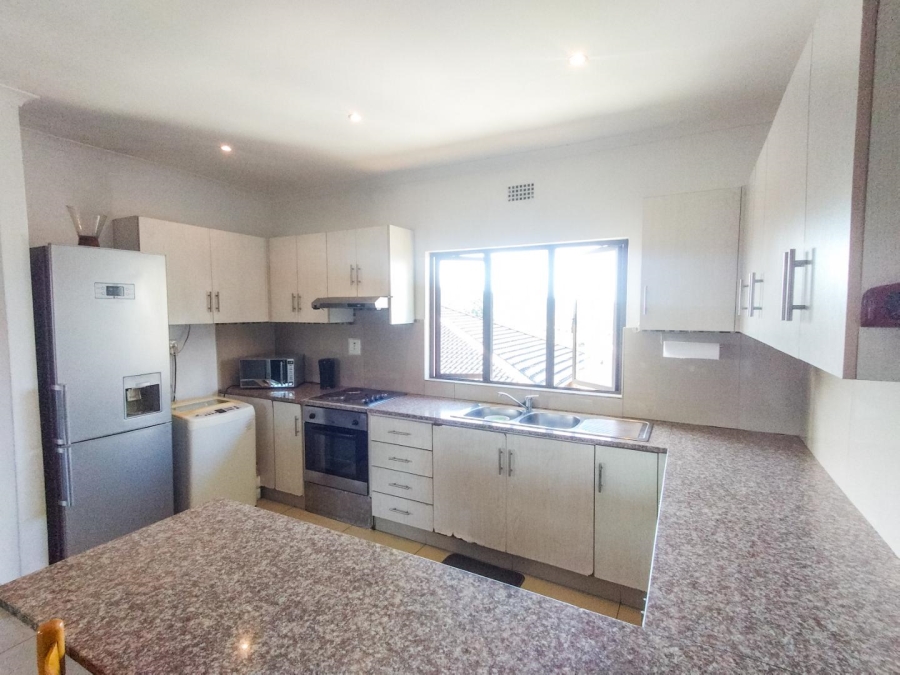 2 Bedroom Property for Sale in Trenance Manor KwaZulu-Natal