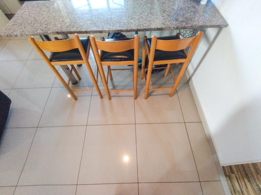 2 Bedroom Property for Sale in Trenance Manor KwaZulu-Natal