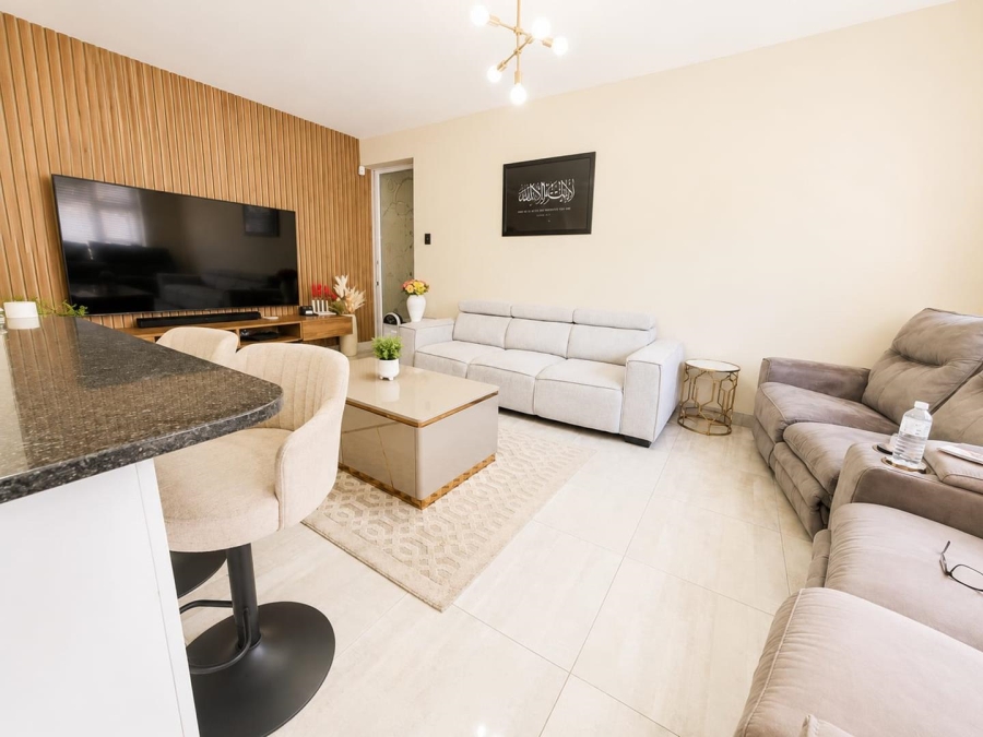2 Bedroom Property for Sale in Essenwood KwaZulu-Natal