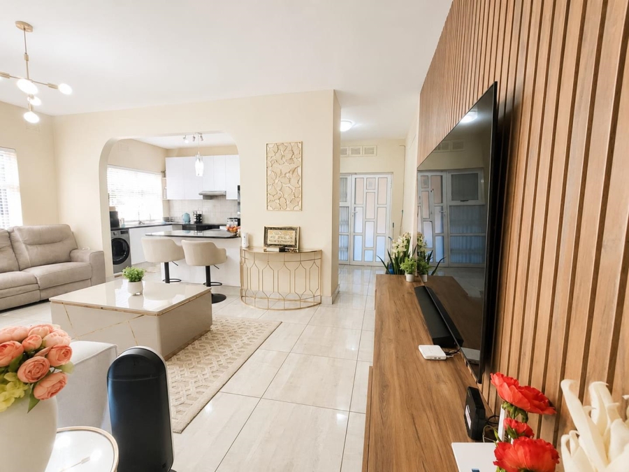 2 Bedroom Property for Sale in Essenwood KwaZulu-Natal