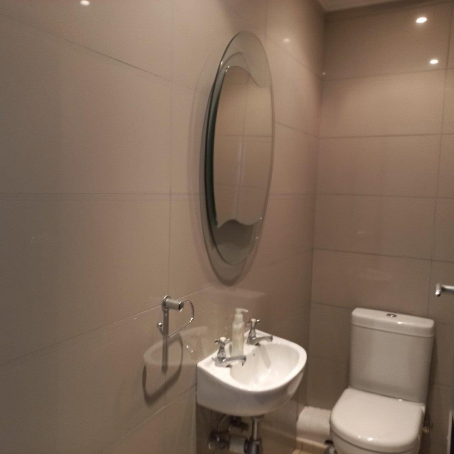 3 Bedroom Property for Sale in Westbrook KwaZulu-Natal