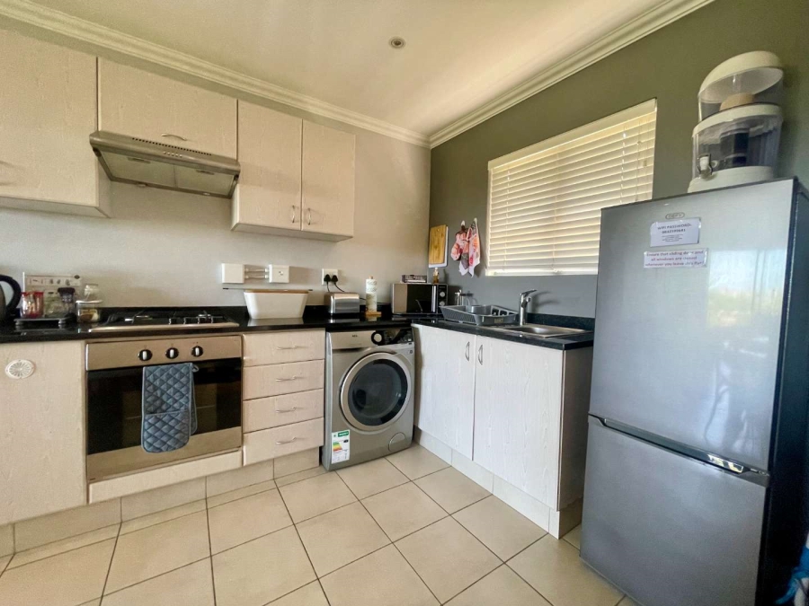 To Let 2 Bedroom Property for Rent in Shakas Rock KwaZulu-Natal