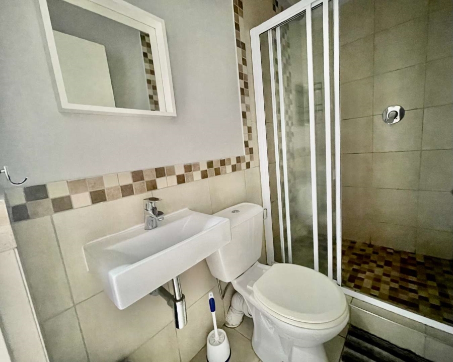 To Let 2 Bedroom Property for Rent in Shakas Rock KwaZulu-Natal