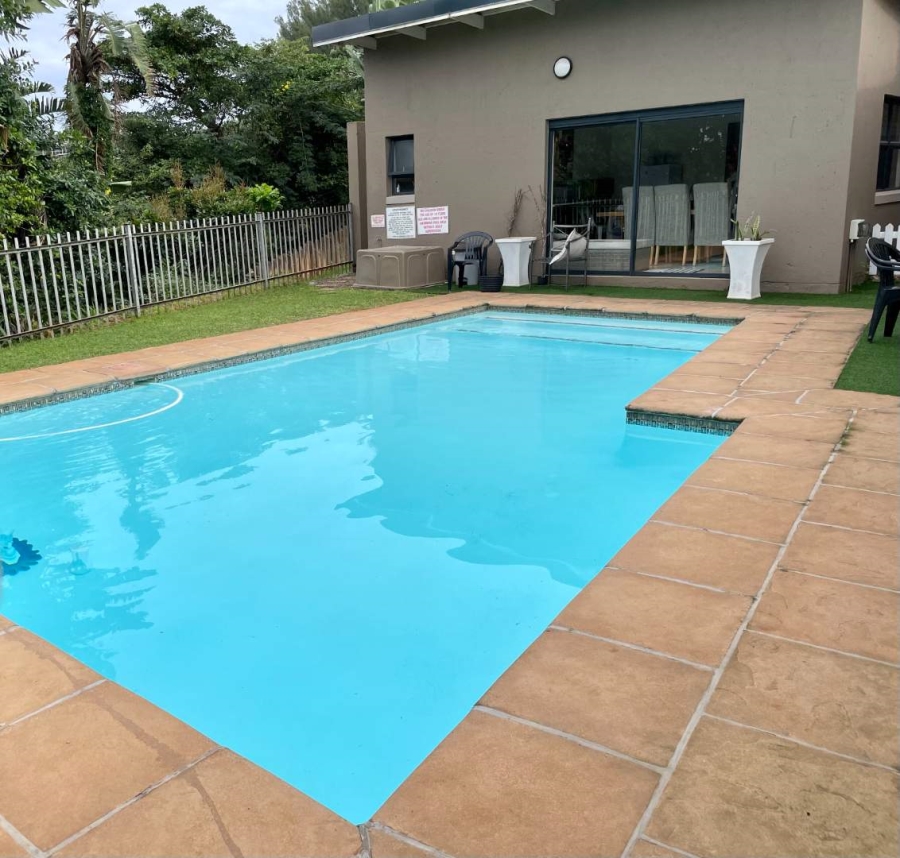To Let 2 Bedroom Property for Rent in Shakas Rock KwaZulu-Natal