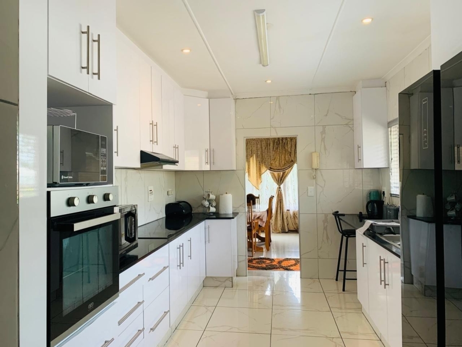 3 Bedroom Property for Sale in Berea West KwaZulu-Natal