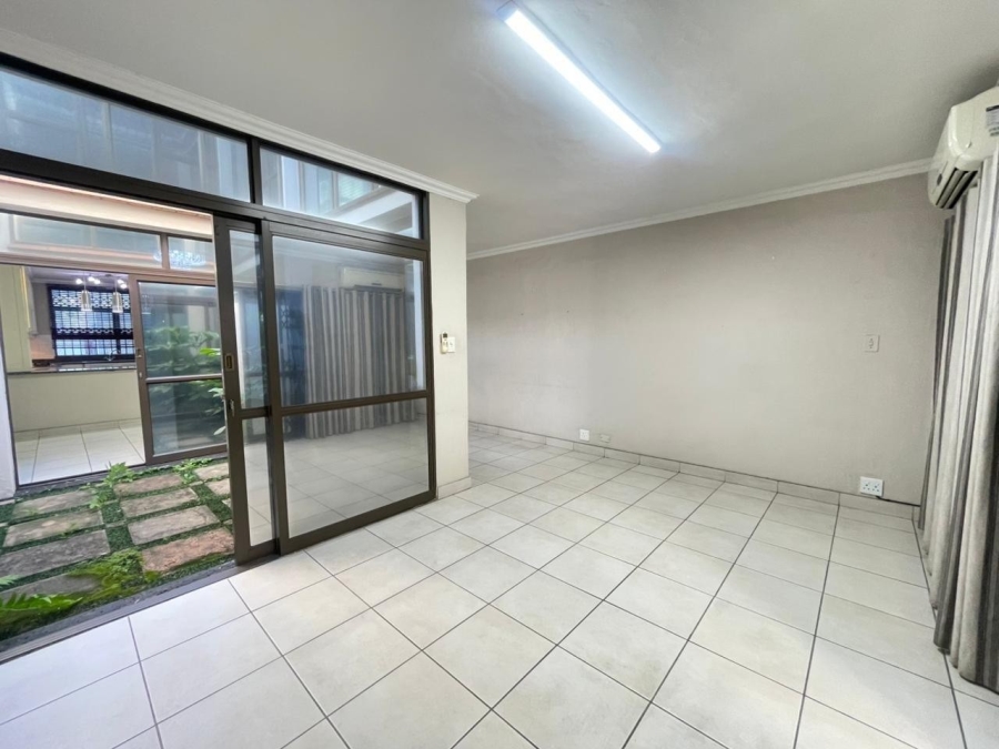 3 Bedroom Property for Sale in Glenwood KwaZulu-Natal