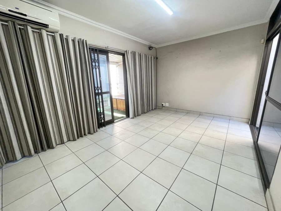 3 Bedroom Property for Sale in Glenwood KwaZulu-Natal
