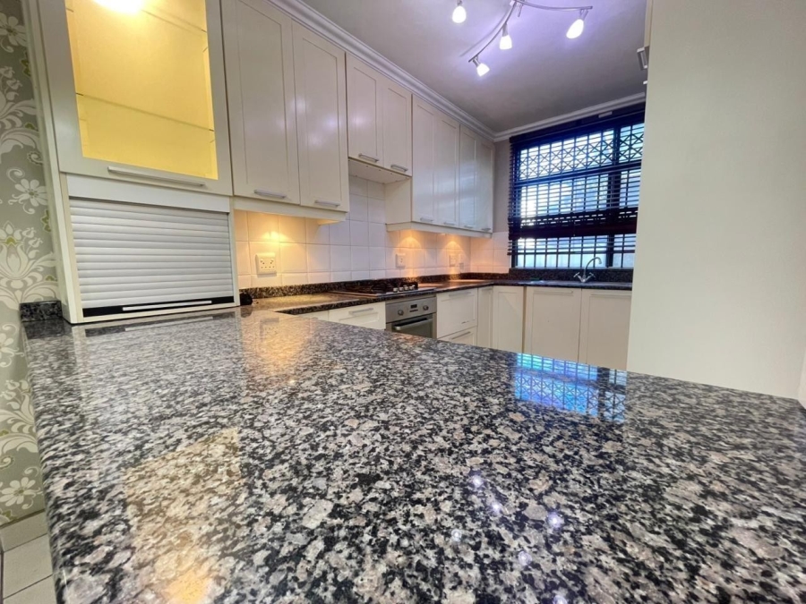 3 Bedroom Property for Sale in Glenwood KwaZulu-Natal