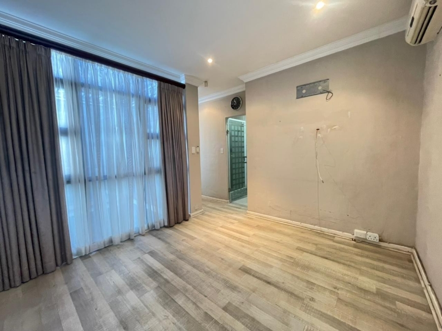 3 Bedroom Property for Sale in Glenwood KwaZulu-Natal