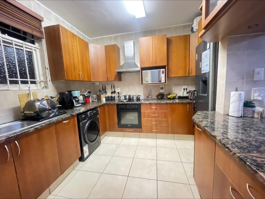 1 Bedroom Property for Sale in Glenwood KwaZulu-Natal