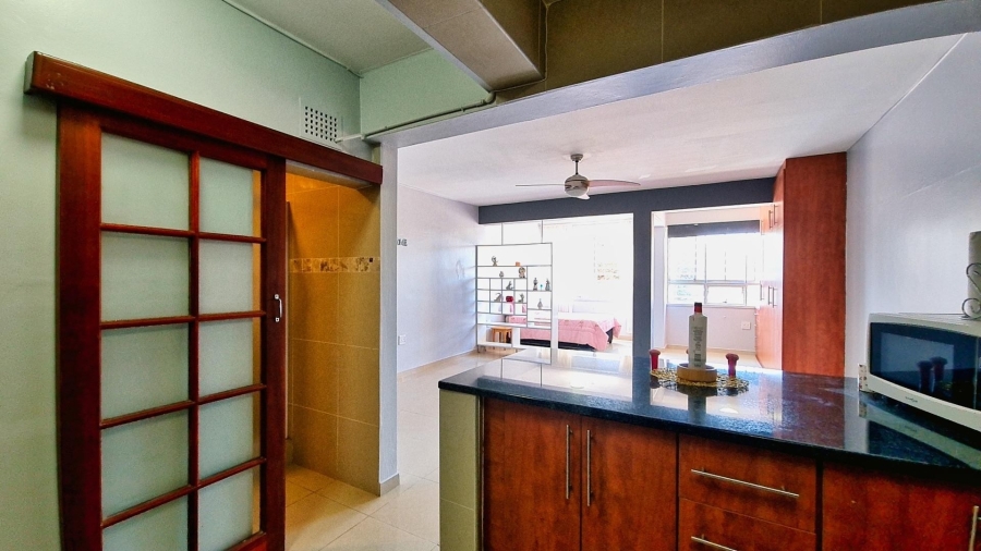 1 Bedroom Property for Sale in North Beach KwaZulu-Natal