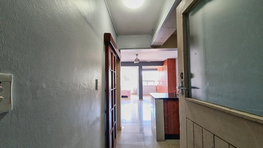 1 Bedroom Property for Sale in North Beach KwaZulu-Natal