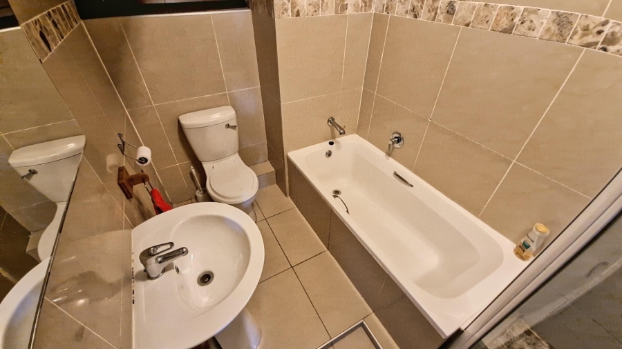 1 Bedroom Property for Sale in North Beach KwaZulu-Natal