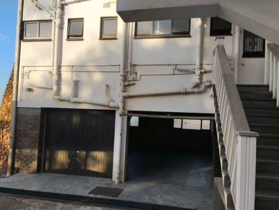6 Bedroom Property for Sale in Westville KwaZulu-Natal