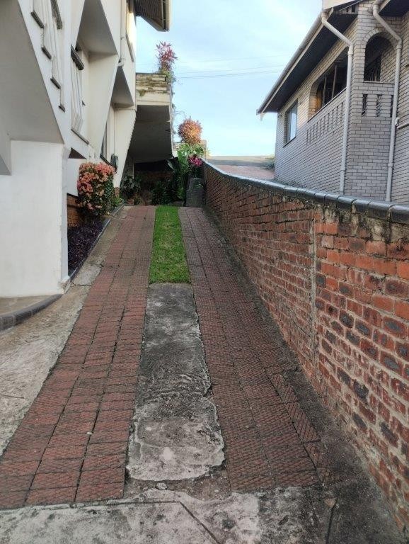 6 Bedroom Property for Sale in Westville KwaZulu-Natal