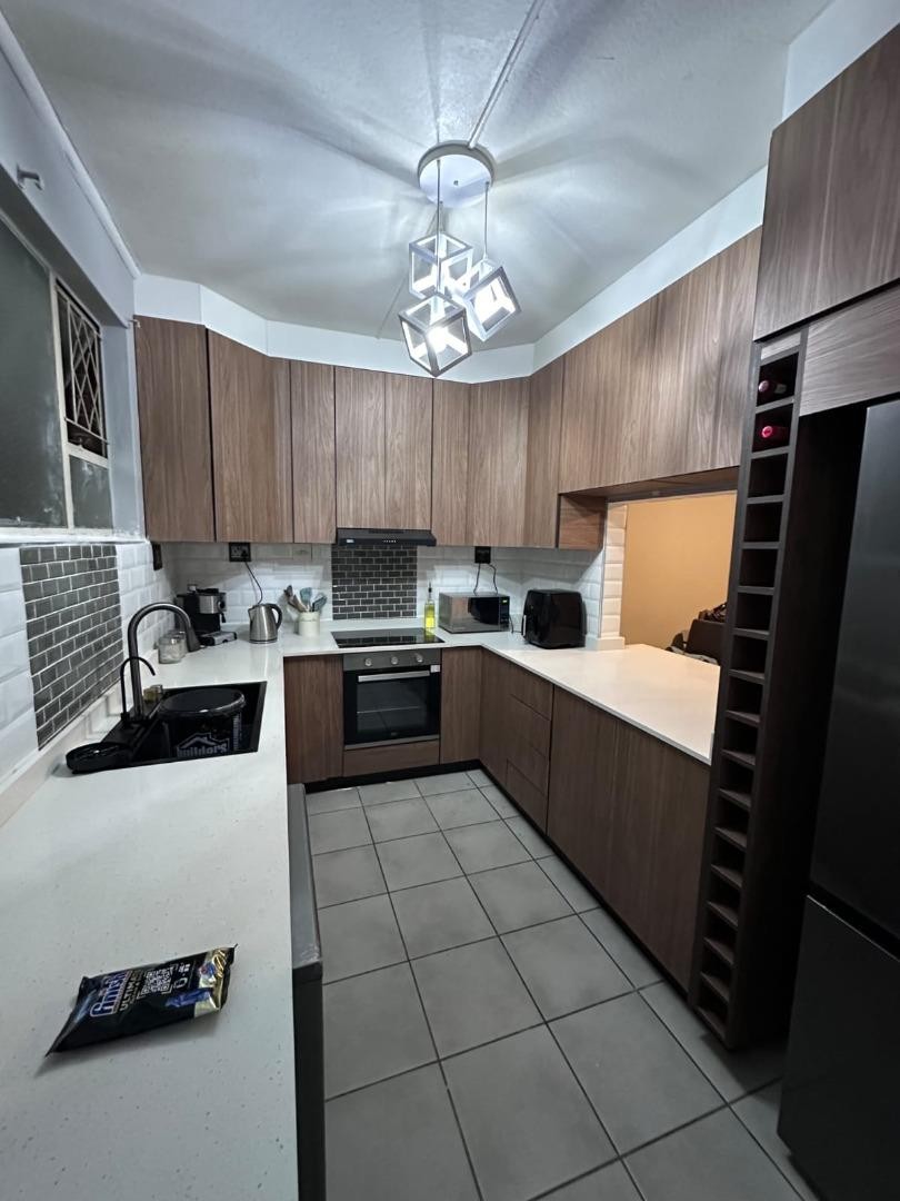 1 Bedroom Property for Sale in Pinetown KwaZulu-Natal