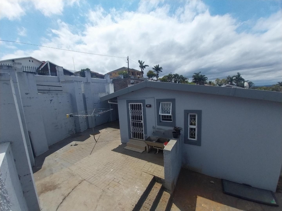 3 Bedroom Property for Sale in Montclair KwaZulu-Natal