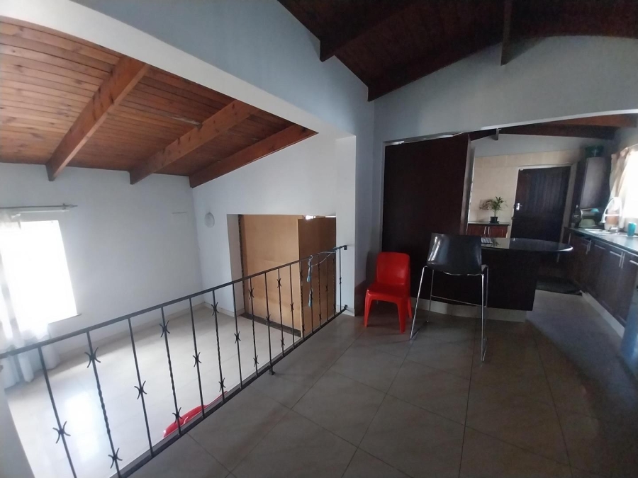 3 Bedroom Property for Sale in Montclair KwaZulu-Natal