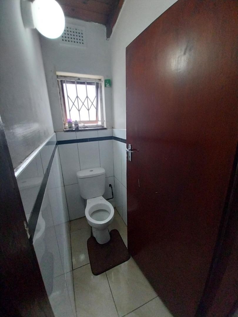 3 Bedroom Property for Sale in Montclair KwaZulu-Natal